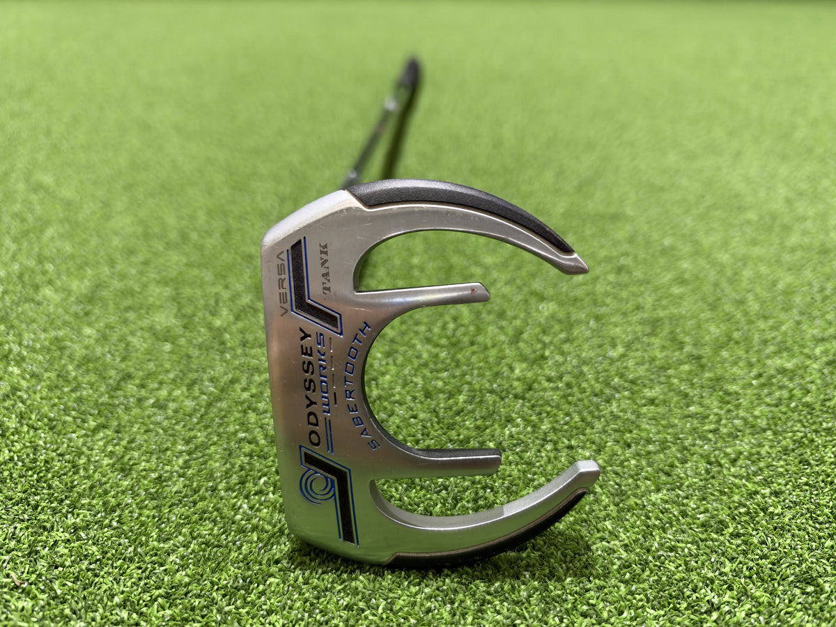 2015 Odyssey Works Versa Sabertooth 34" Putter