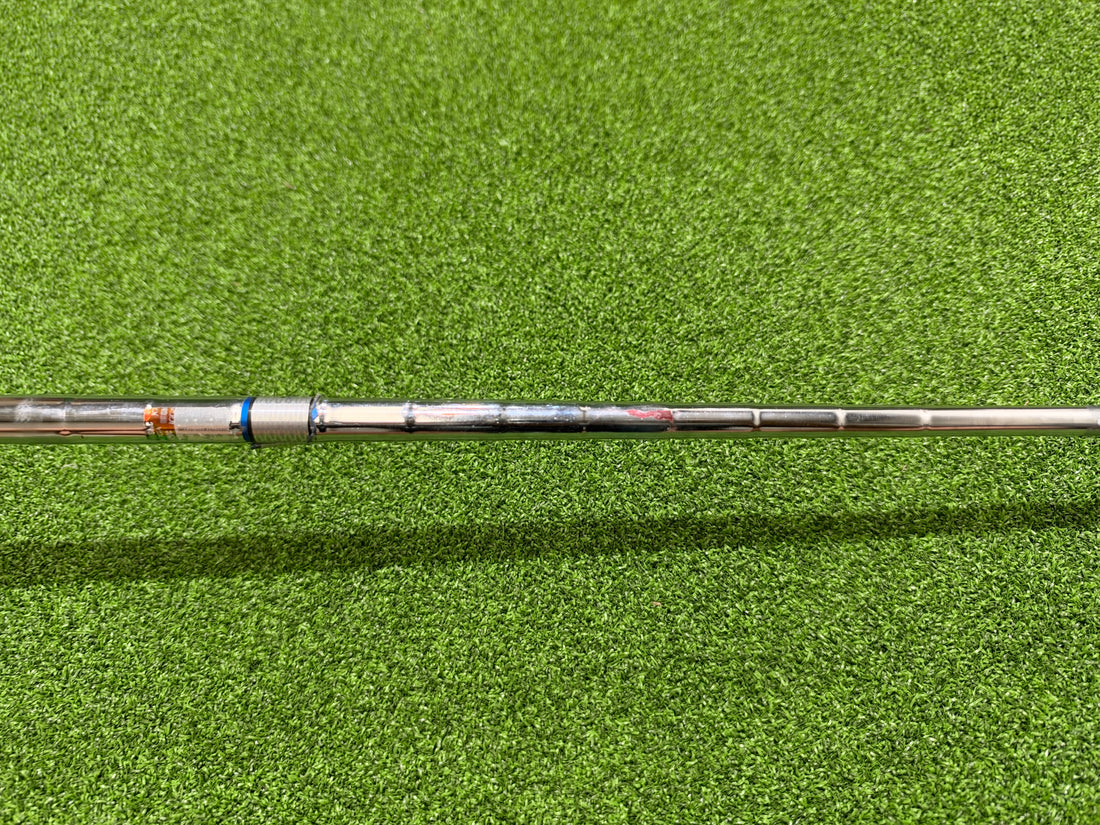 2015 Odyssey Works Versa Sabertooth 34" Putter