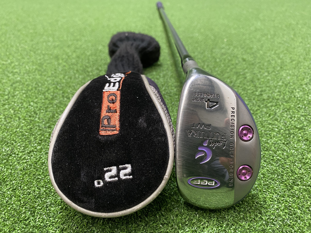 PGF Lady Futura 23° Ladies 4 Hybrid With Headcover