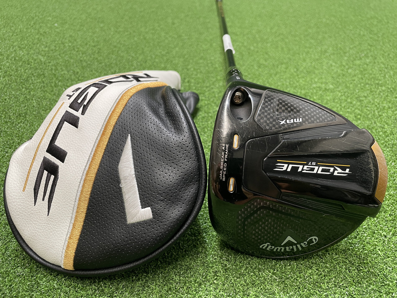 2022 Callaway Rogue St Max 10.5° Driver With Headcover