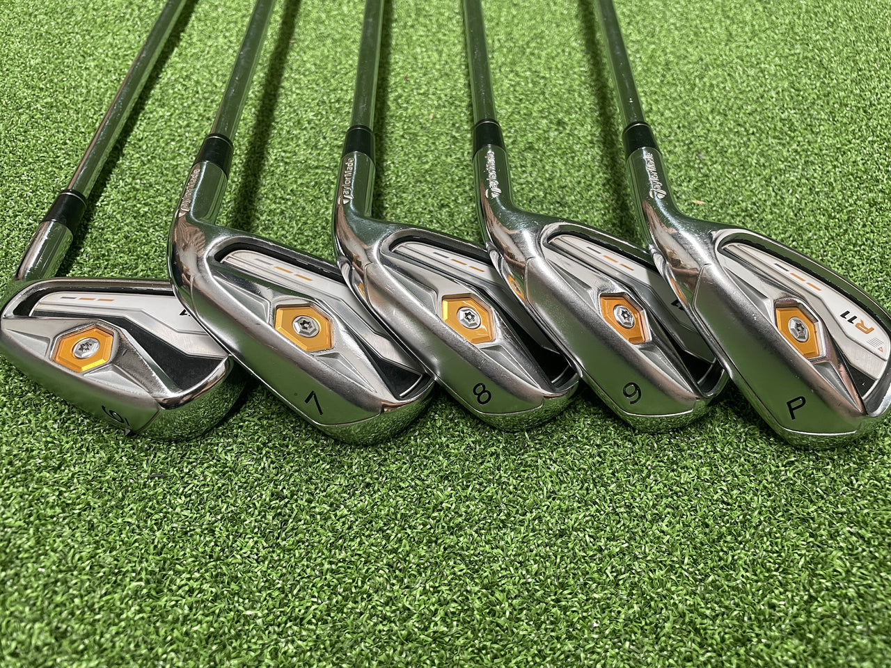 TaylorMade R11 6-9, PW Iron Set