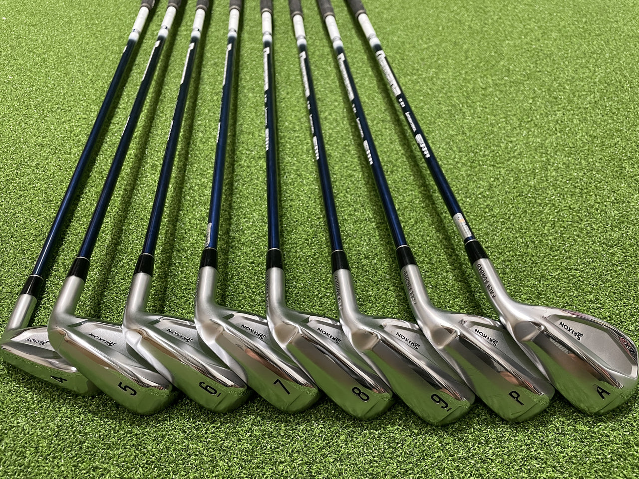 2021 Srixon ZX4 4-9, Pw, Aw Iron Set *Excellent Condition*