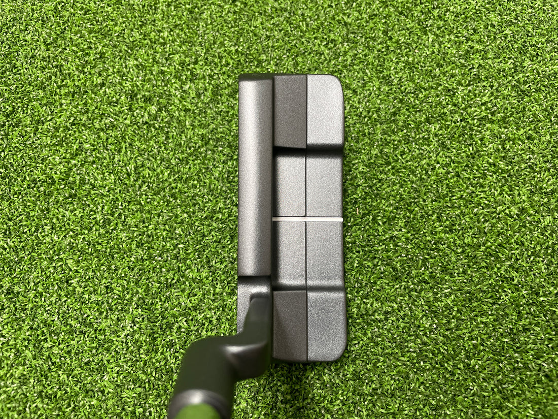 2025 Odyssey DFX #1 34" Putter With Headcover *Like New*