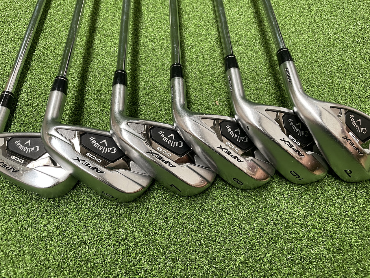 2021 Callaway Apex DCB 5-9, PW Iron Set