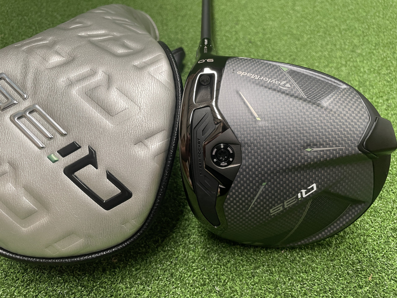 2025 TaylorMade Qi35 9° Driver With Headcover *Like New*