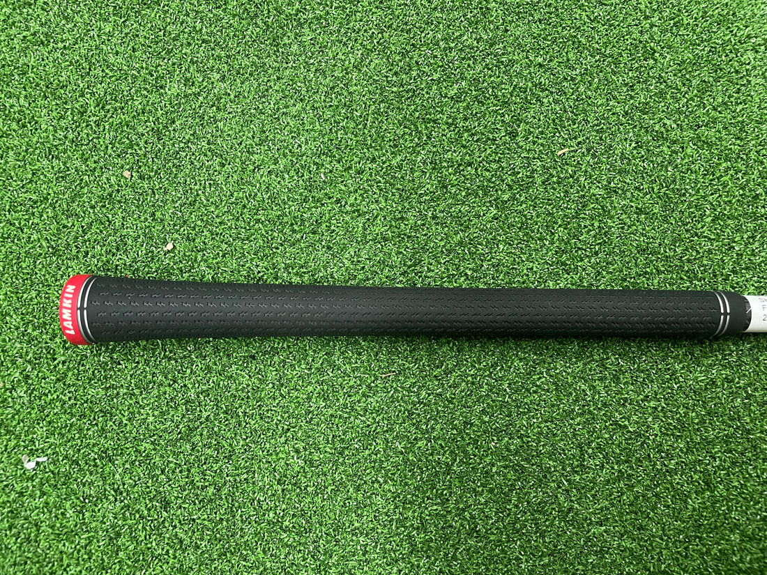 2022 TaylorMade Stealth 10.5° Driver With Headcover
