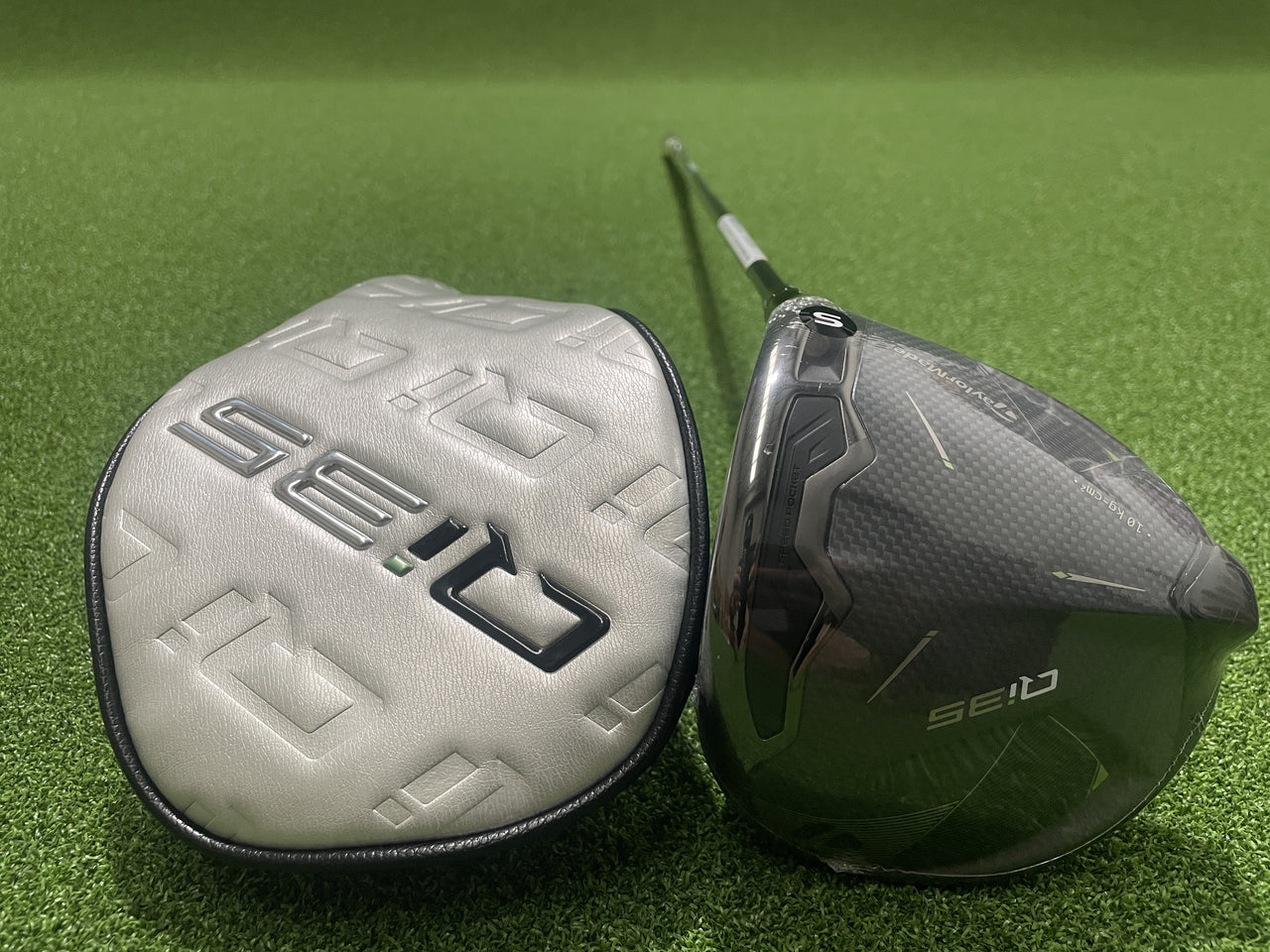 *New* 2025 TaylorMade Qi35 Max 10.5° Driver With Headcover