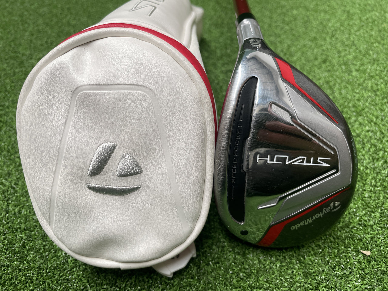 2022 TaylorMade Stealth 26° Ladies 5 Hybrid With Headcover