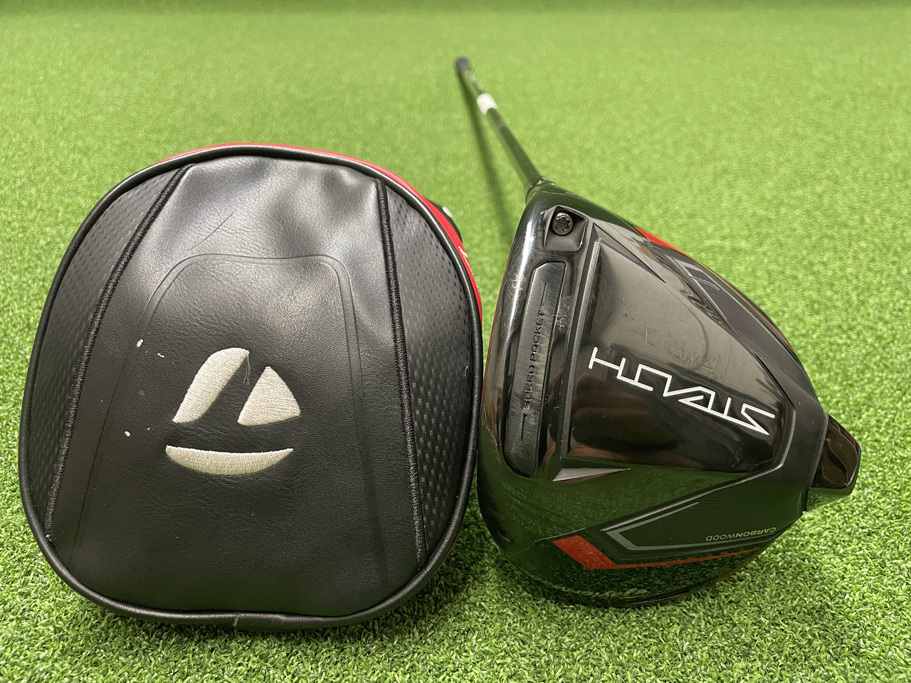 2022 TaylorMade Stealth 10.5° Driver With Headcover