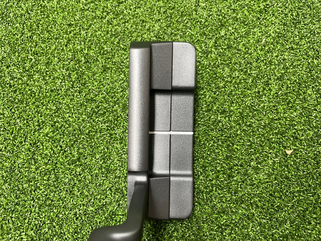 2025 Odyssey DFX #1 33" Putter With Headcover *Like New*