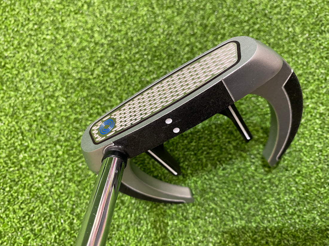 2015 Odyssey Works Versa Sabertooth 34" Putter With Headcover