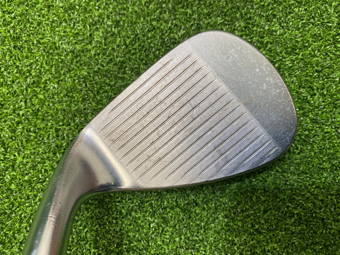 2017 Callaway MD4 Chrome 50° Wedge Bounce- 12°   Dexterity- R/H  Flex- Stiff  Condition- 7  Shaft- N.S.PRO 950GH  Grip- Golf Pride Tour Velvet