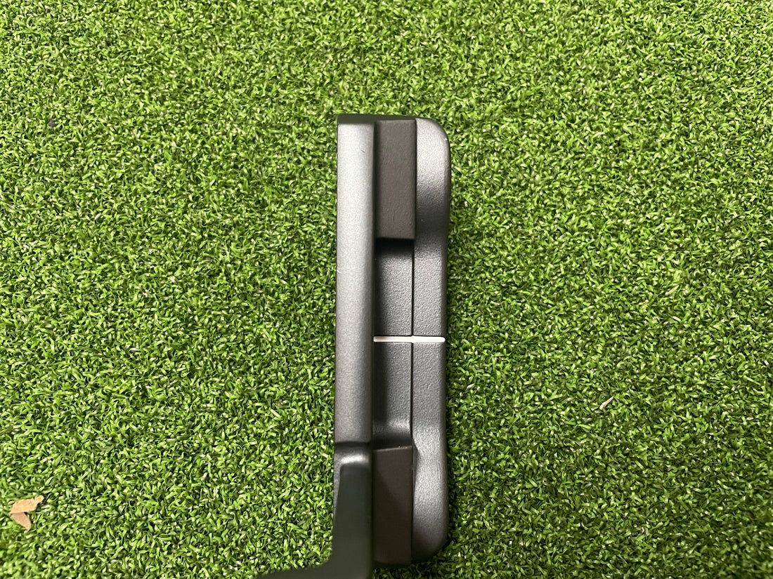2025 Odyssey DFX #1 34" Putter With Headcover *Excellent Condition*