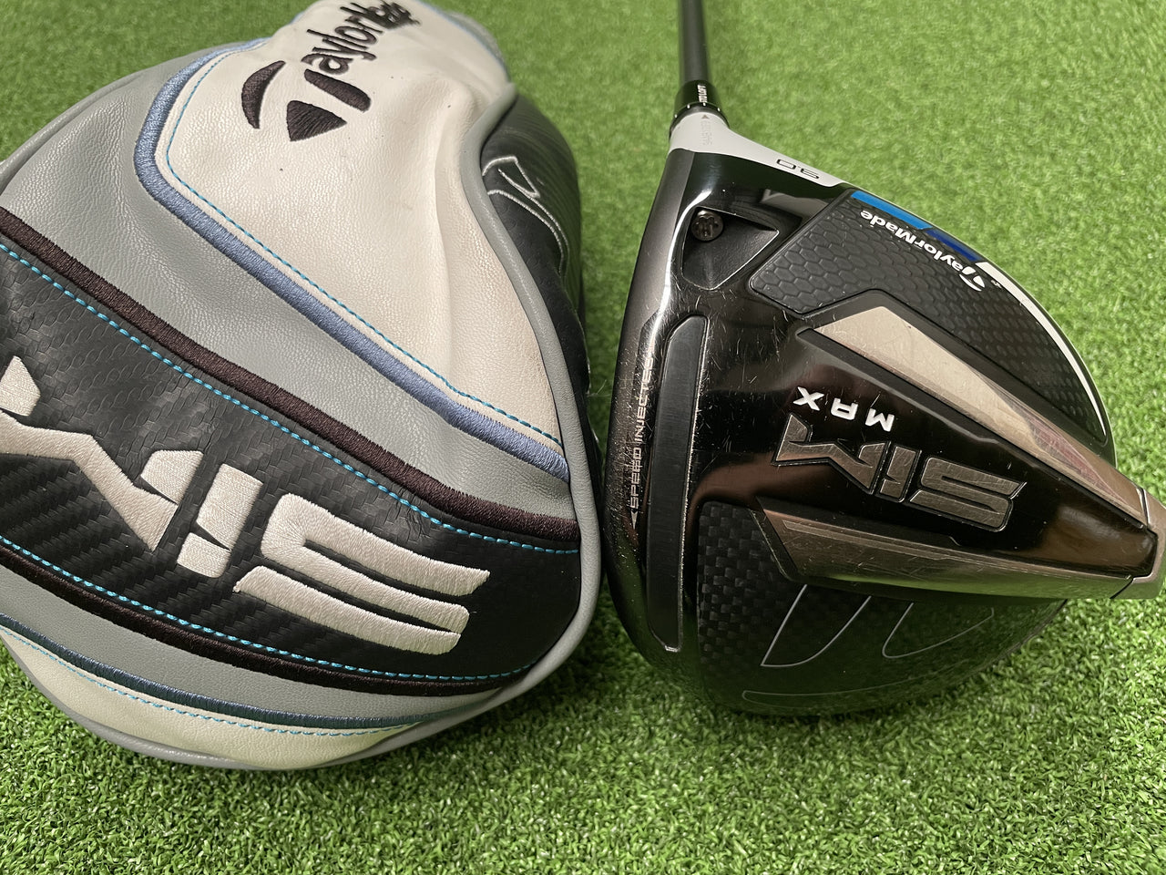 2020 TaylorMade SIM Max 10.5° Driver With Headcover