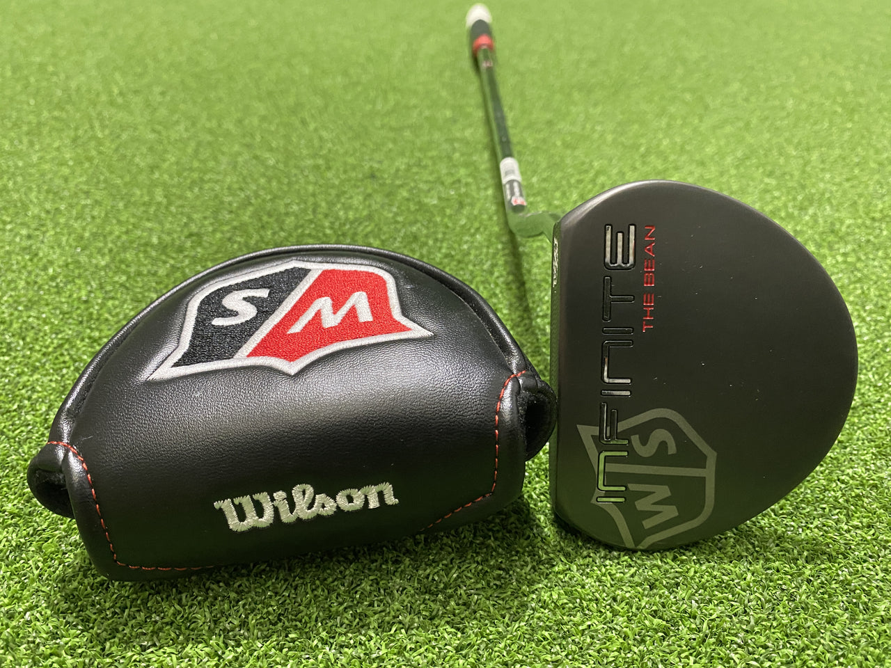 Wilson Infinite The Bean 35" Putter With Headcover *Excellent Condition*