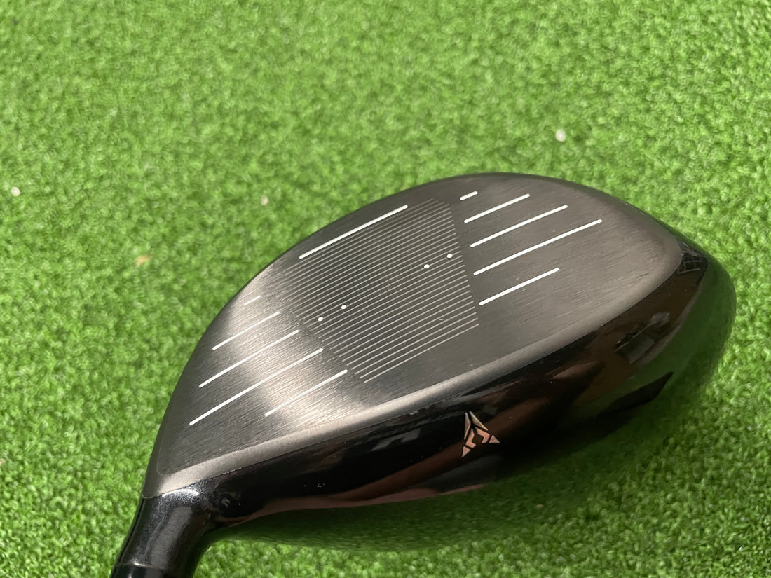 2020 XXIO EKS 9.5° Driver With Headcover *Excellent Condition*