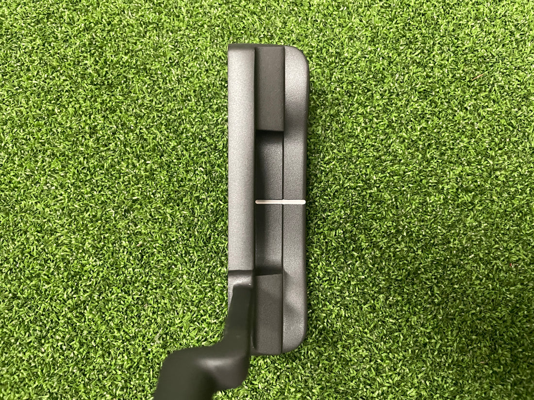 2025 Odyssey DFX #1 34" Putter With Headcover *Excellent Condition*