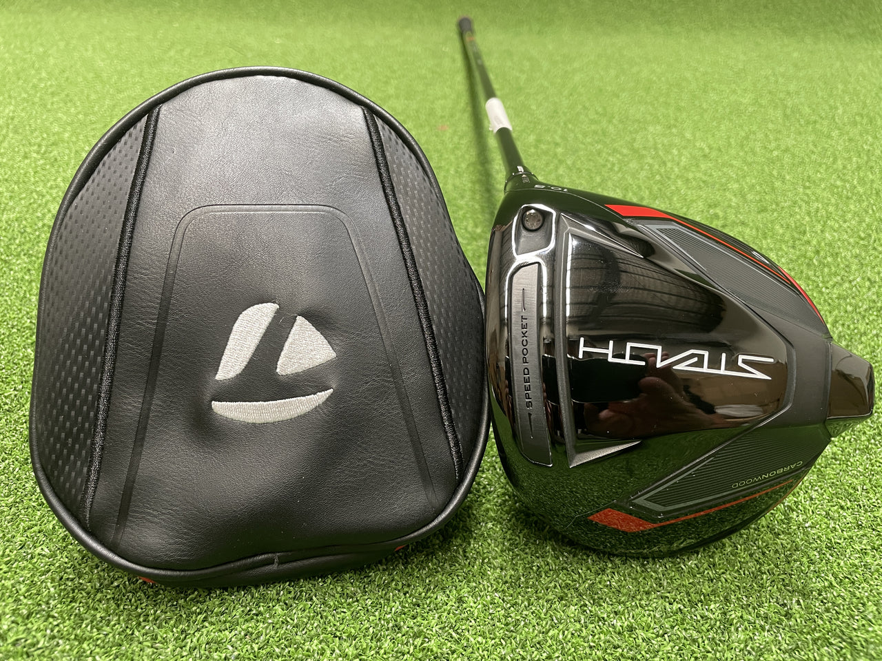 2022 TaylorMade Stealth 10.5° Driver With Headcover