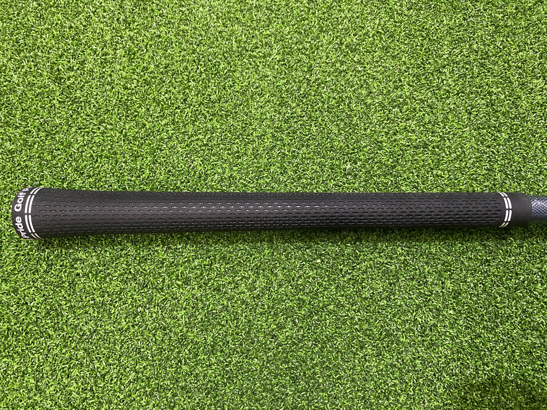 2025 Cleveland Hi Bore XL 10.5° Driver With Headcover *Like New*