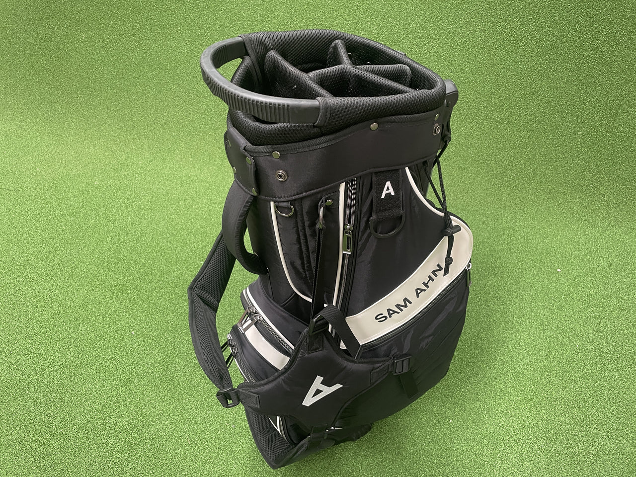 Sam Ahn 5-Way Stand Bag With Raincover *Like New*