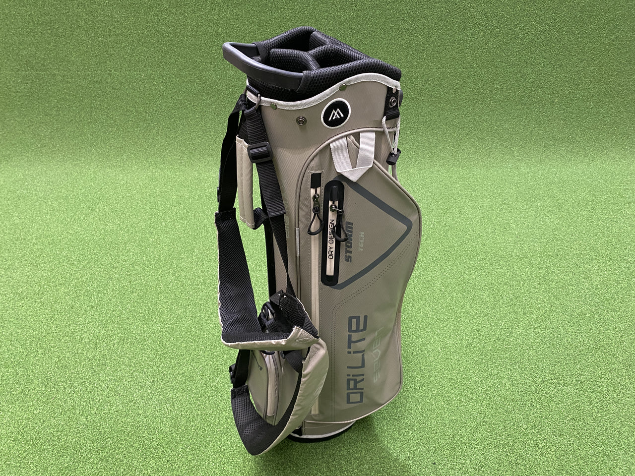 *New* Big Max Dri-Lite Seven Storm 4-Way Stand Bag With Raincover