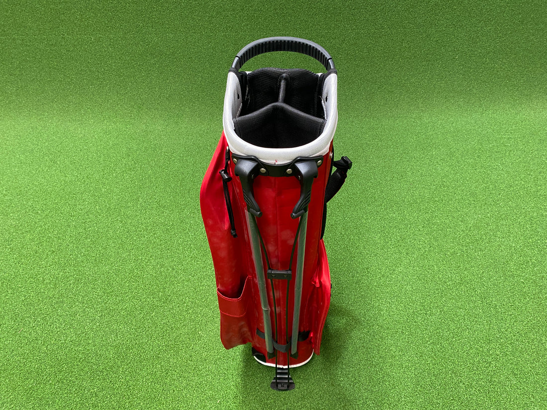 Cheng Sheng Red 4-Way Stand Bag with Raincover *Like New*