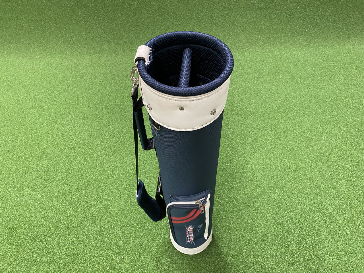 Hazzys Navy Range Bag With Cover  *Pen Marks*