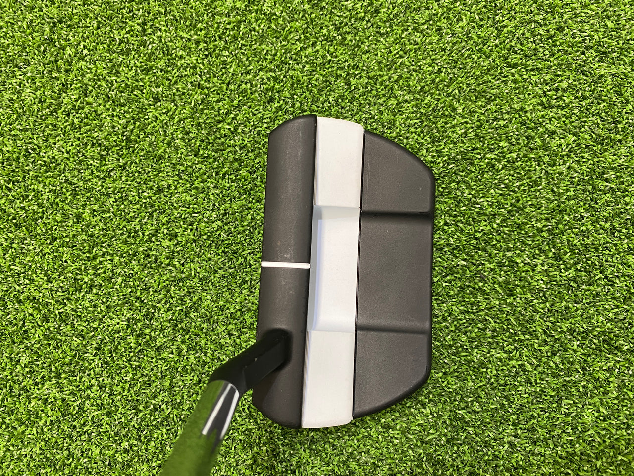 2023 Odyssey White Hot Versa Three T 35" Putter *Excellent Condition*