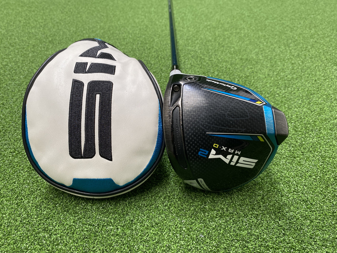 2021 TaylorMade Sim 2 Max-D 10.5° Driver With Headcover