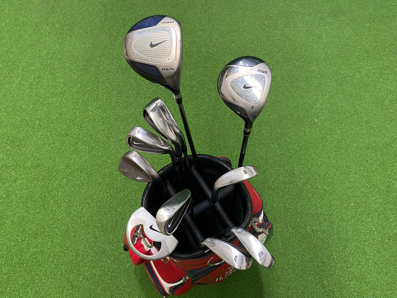 Nike Full Set With Titleist 5-Way Cart Bag