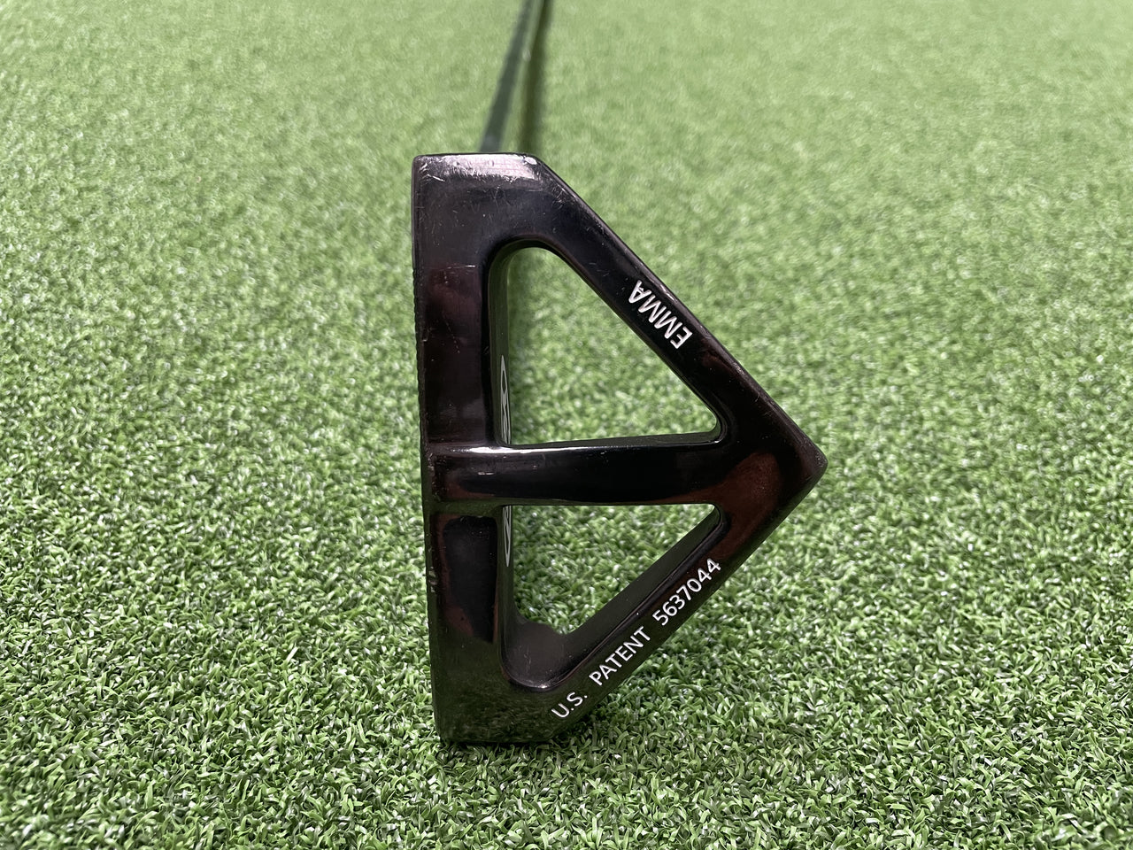 Yes! C-Groove Emma 34" Putter