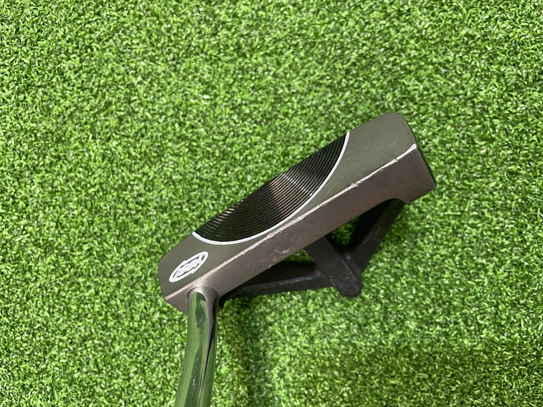 Yes! C-Groove Emma 34" Putter