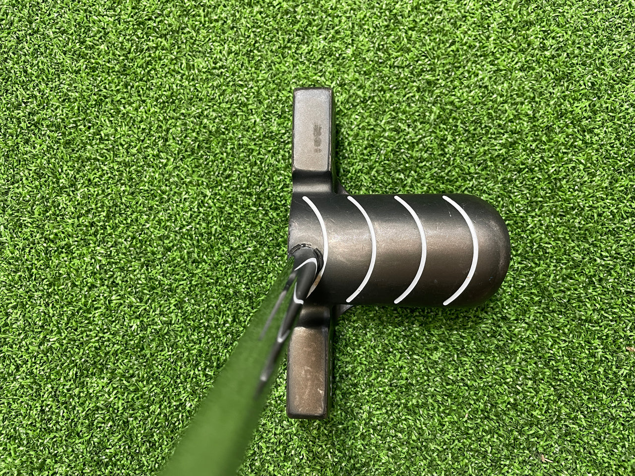 2008 Yes! Tiffany 33" Putter