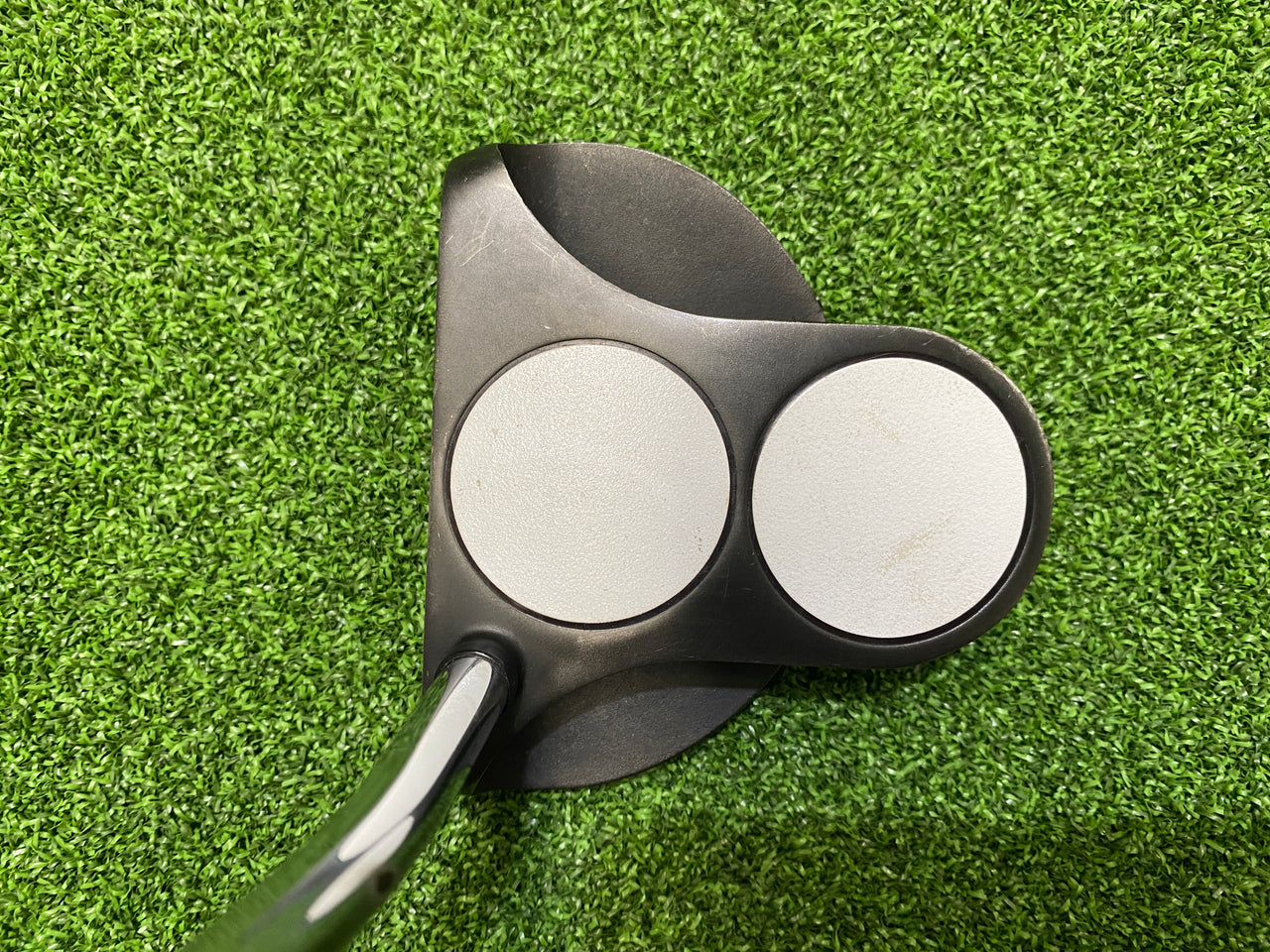 Odyssey O Works 2 Ball 33" Putter With Headcover