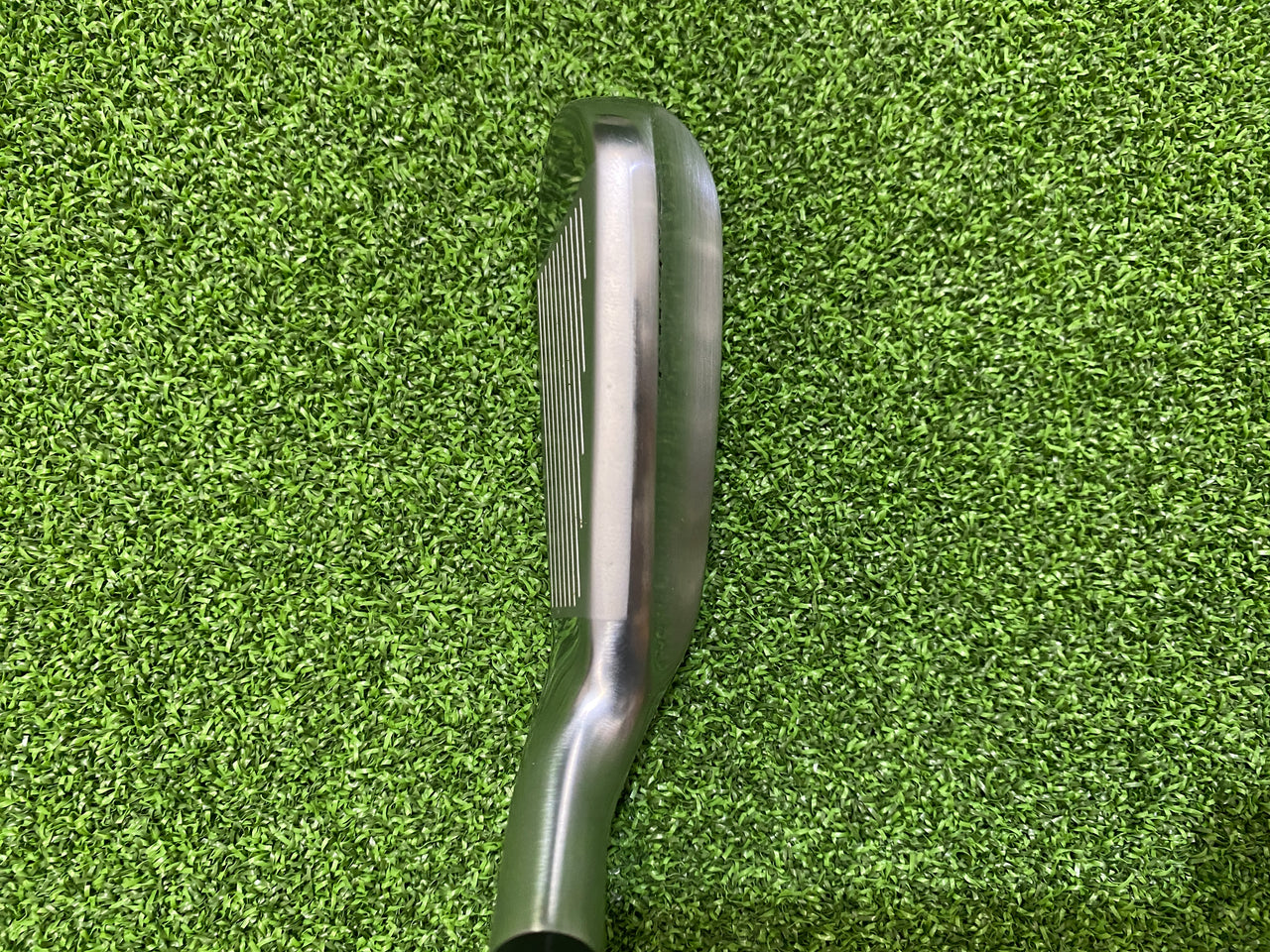 2020 TaylorMade Sim DHY 17° 2 Driving Iron With Headcover